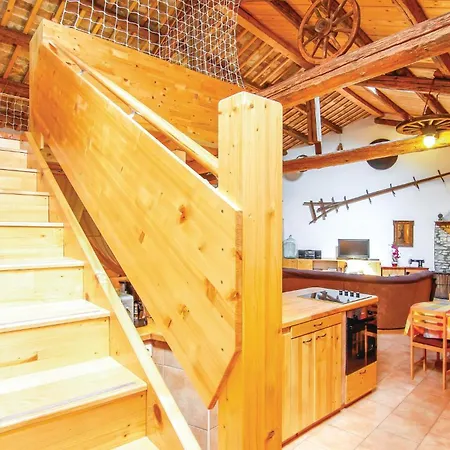 1 Bedroom Pet Friendly In